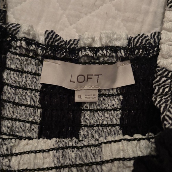 LOFT Black and White Plaid Tank Top - Picture 4 of 4